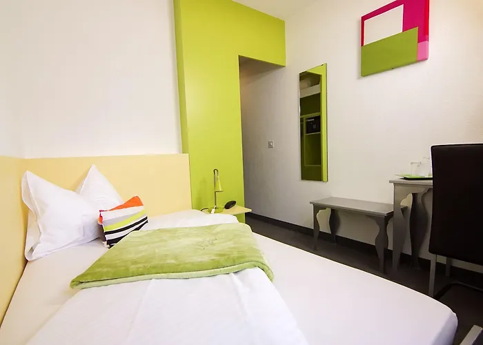 Waldhorn Отель 3*